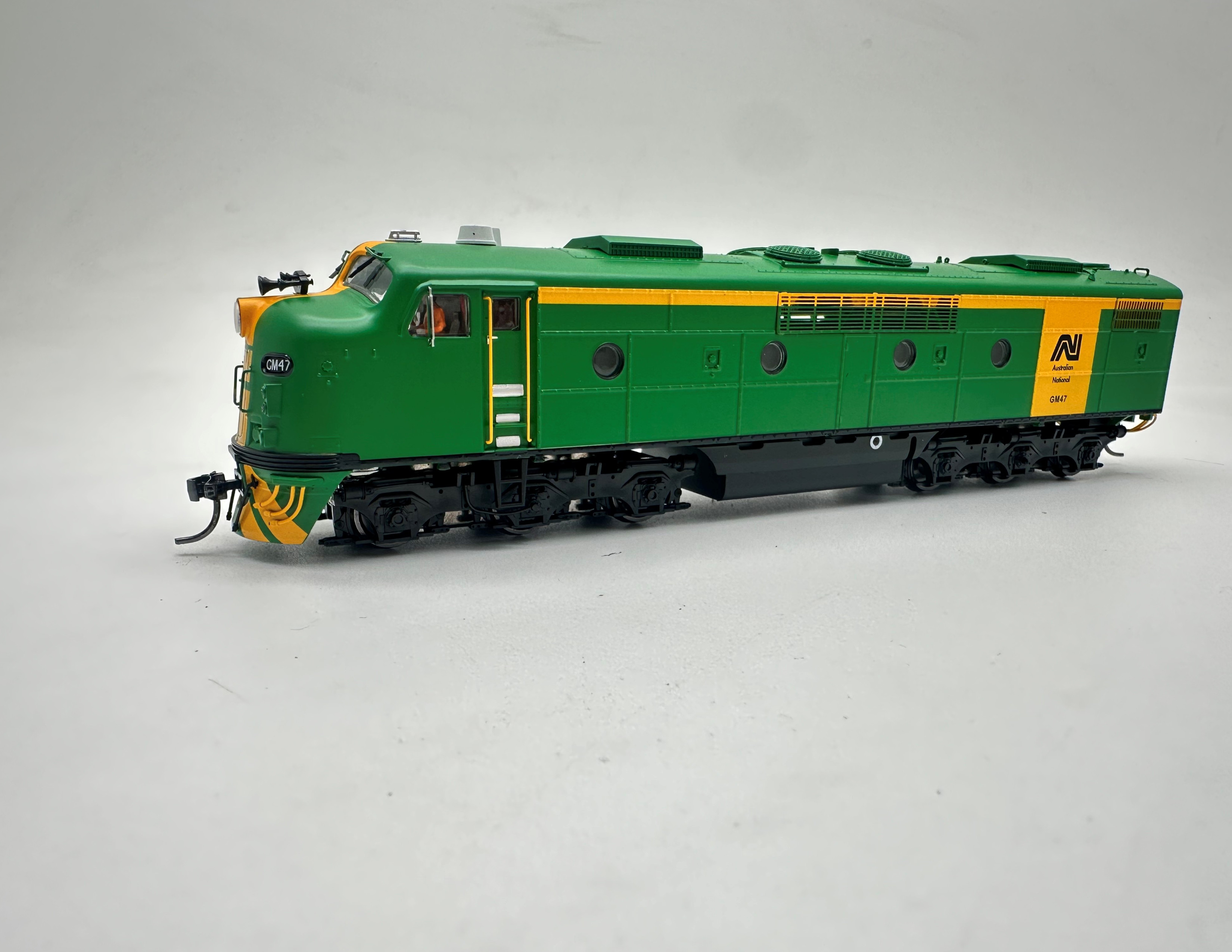 GM47 - Green / Yellow - Arriving Soon